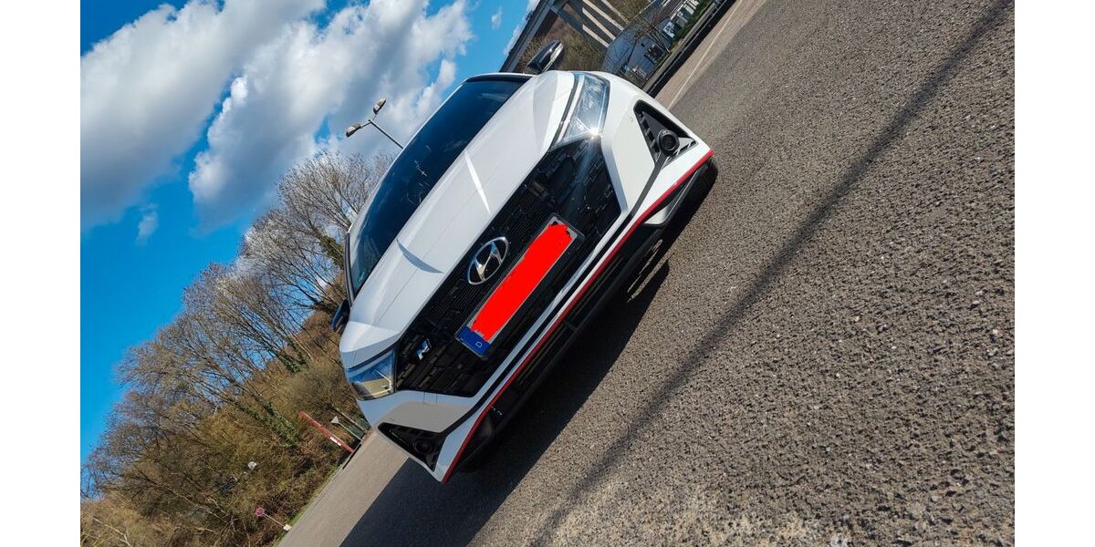 Hyundai i20 16.219 km 22.999 &euro; Friedrichstahl 66299