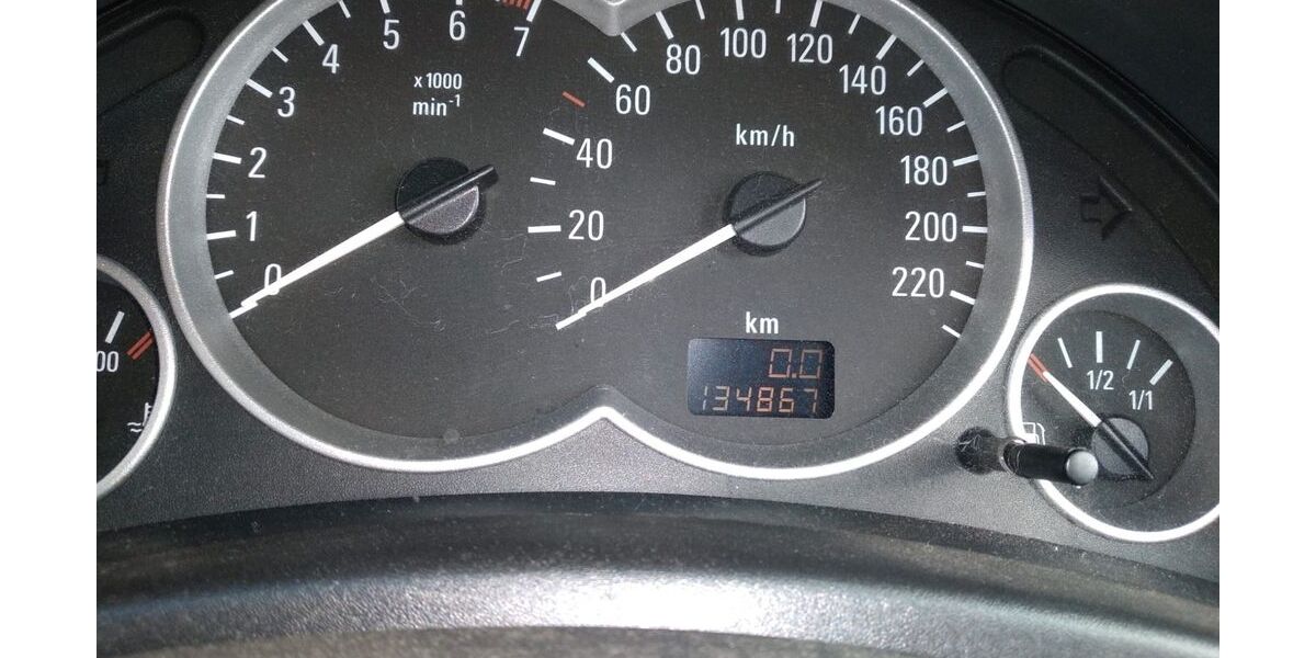 Opel Tigra 134.867 km 3.400 &euro; Lambsborn 66894