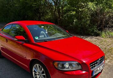 Volvo C70 146.000 km 7.950 &euro; Mandelbachtal 66399