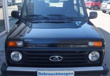 Lada Niva 60.210 km 13.990 &euro; Neunkirchen 66538