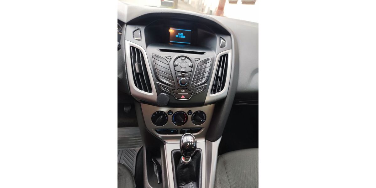 Ford Focus 266.000 km 4.250 &euro; Pirmasens 66954