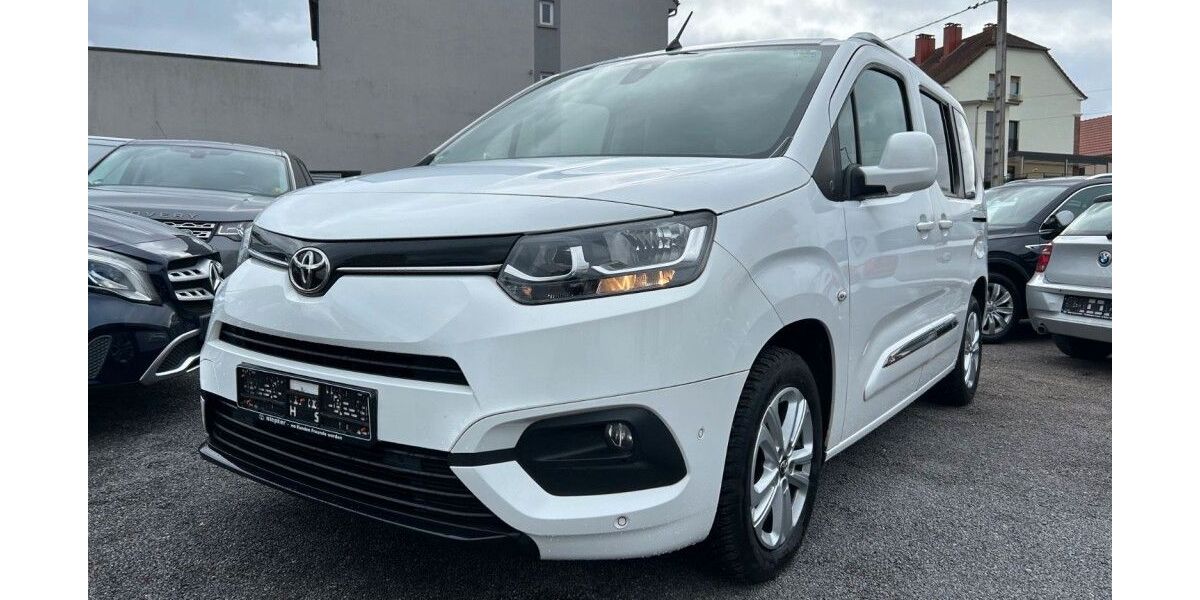 Toyota Proace (Verso) 75.000 km 20.990 &euro; Saarbrücken 66117