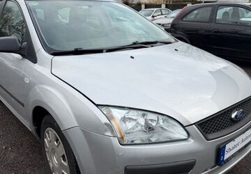 Ford Focus 127.823 km 2.800 &euro; Saarbrücken 66115