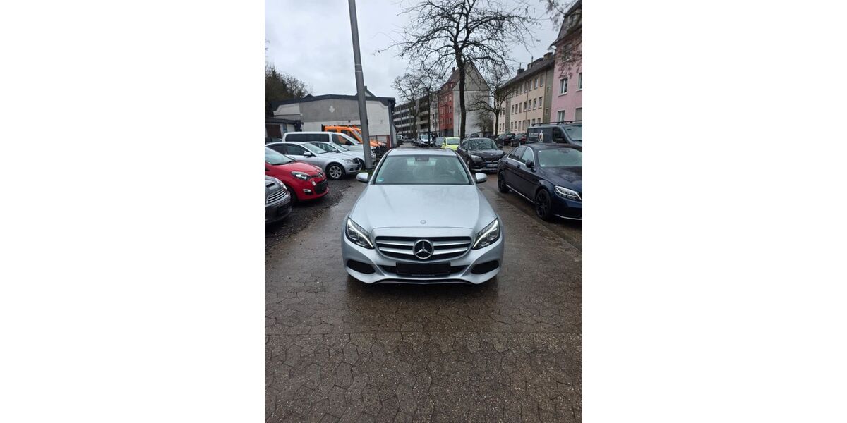Mercedes-Benz C 180 160.000 km 17.400 &euro; Saarbrücken 66115