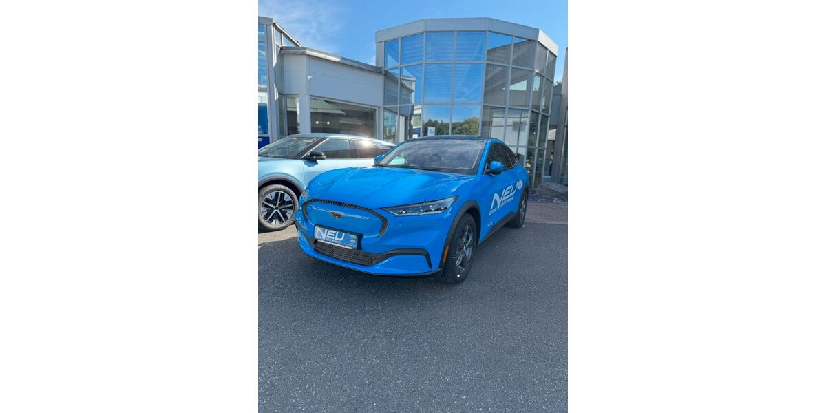 Ford Mustang Mach-E 7.000 km 38.500 &euro; Homburg 66424