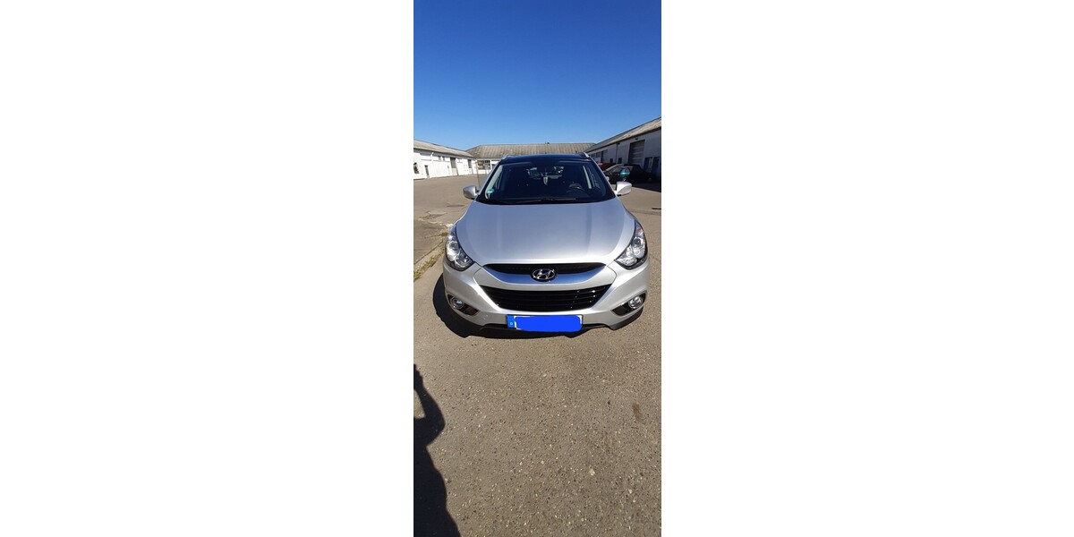 Hyundai IX35 180.000 km 9.000 &euro; Dellfeld 66503