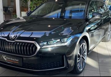 Skoda Superb 5.000 km 55.490 &euro; Saarbrücken 66130