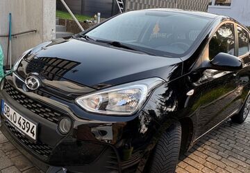 Hyundai i10 72.000 km 8.800 &euro; Saarbrücken 66130