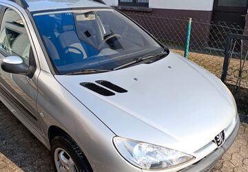Peugeot 206 134.100 km 2.450 &euro; Ottweiler 66564