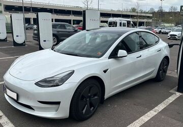 Tesla Model 3 61.000 km 22.900 &euro; Neunkirchen 66540