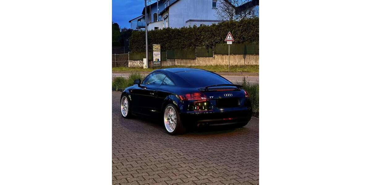 Audi TT 207.000 km 7.200 &euro; Saarbrücken 66346