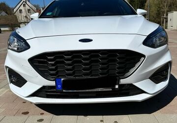 Ford Focus 59.000 km 12.000 &euro; Brücken 66904