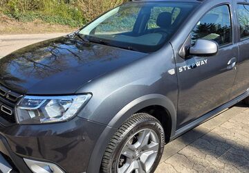 Dacia Sandero 70.000 km 10.990 &euro; Saarbrücken - Burbach 66115