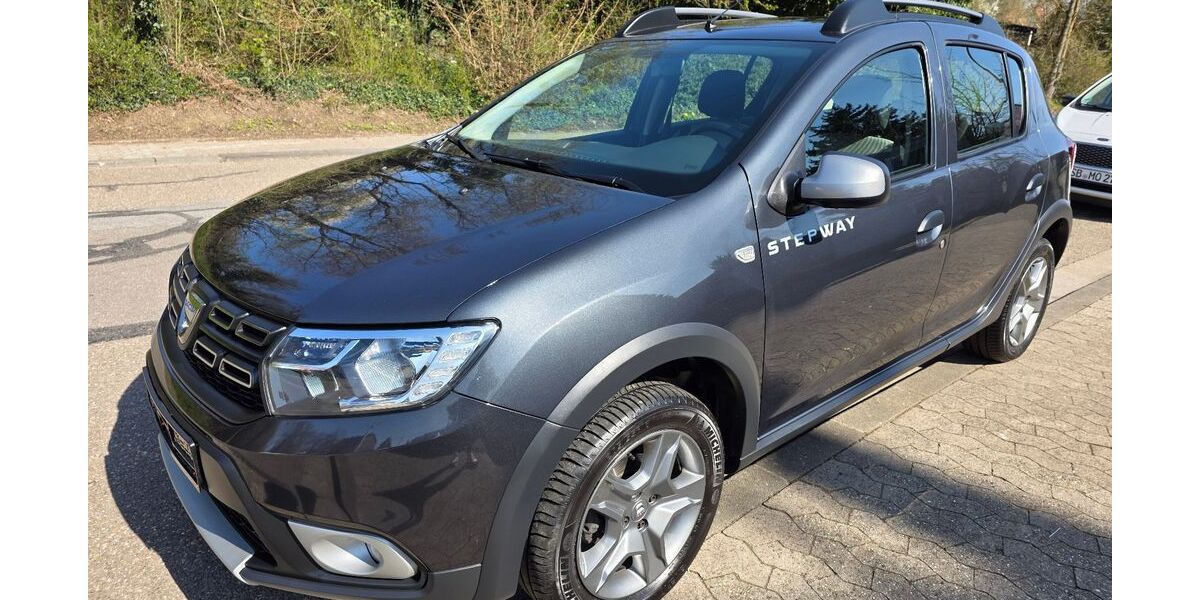 Dacia Sandero 70.000 km 10.990 &euro; Saarbrücken - Burbach 66115