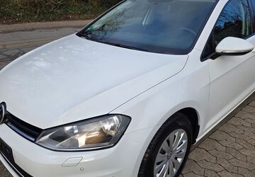 VW Golf 90.000 km 12.590 &euro; Saarbrücken - Burbach 66115