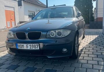 BMW 118 148.000 km 4.900 &euro; Homburg 66424