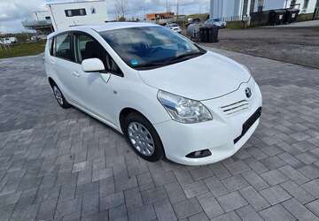 Toyota Verso 143.340 km 8.200 &euro; Ramstein-Miesenbach 66877
