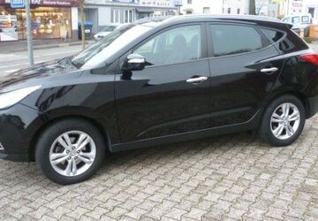 Hyundai ix35 141.000 km 8.900 &euro; Homburg 66424