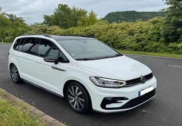 VW Touran 110.865 km 18.000 &euro; Weilerbach 67685