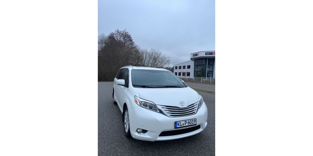 Toyota Sienna 216.110 km 20.900 &euro; Bruchmühlbach-Miesau 66892