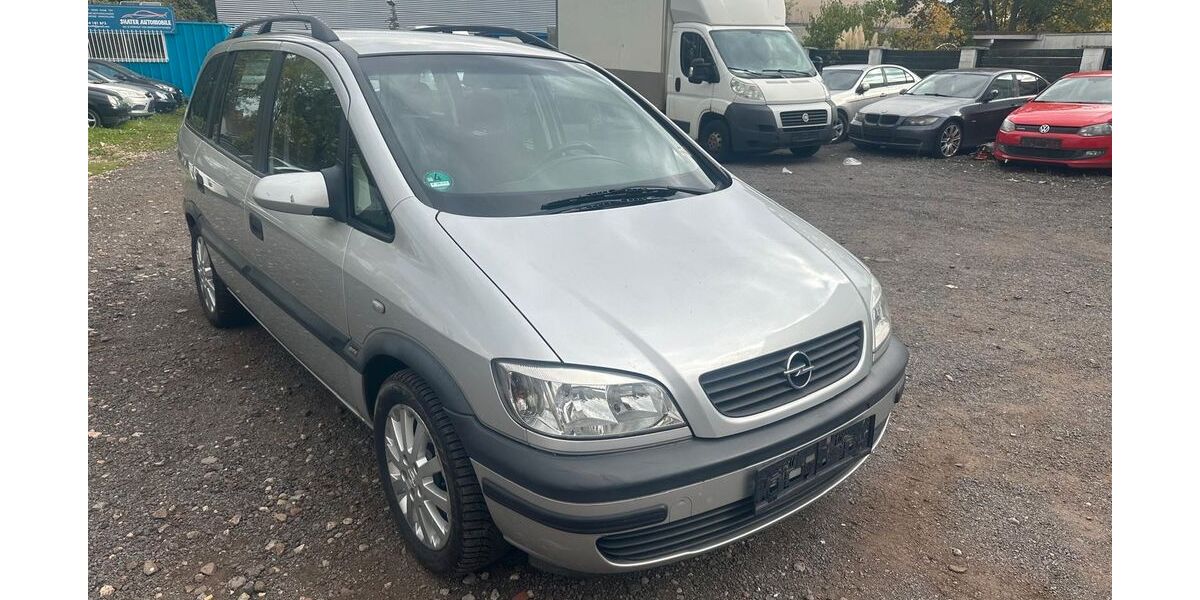 Opel Zafira 187.000 km 2.999 &euro; Saarbrücken 66115