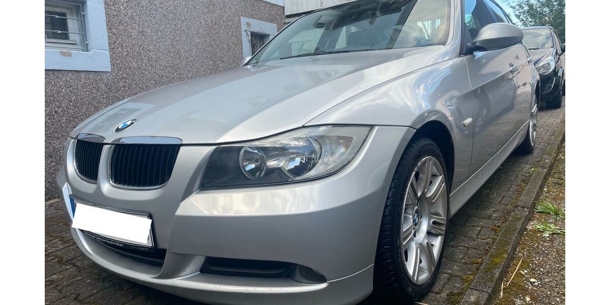 BMW 318 146.000 km 2.750 &euro; Homburg 66424