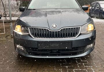 Skoda Fabia 223.411 km 4.999 &euro; Homburg 66424