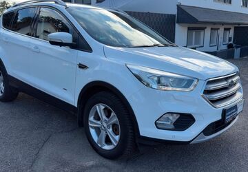Ford Kuga 148.000 km 12.990 &euro; Homburg 66424