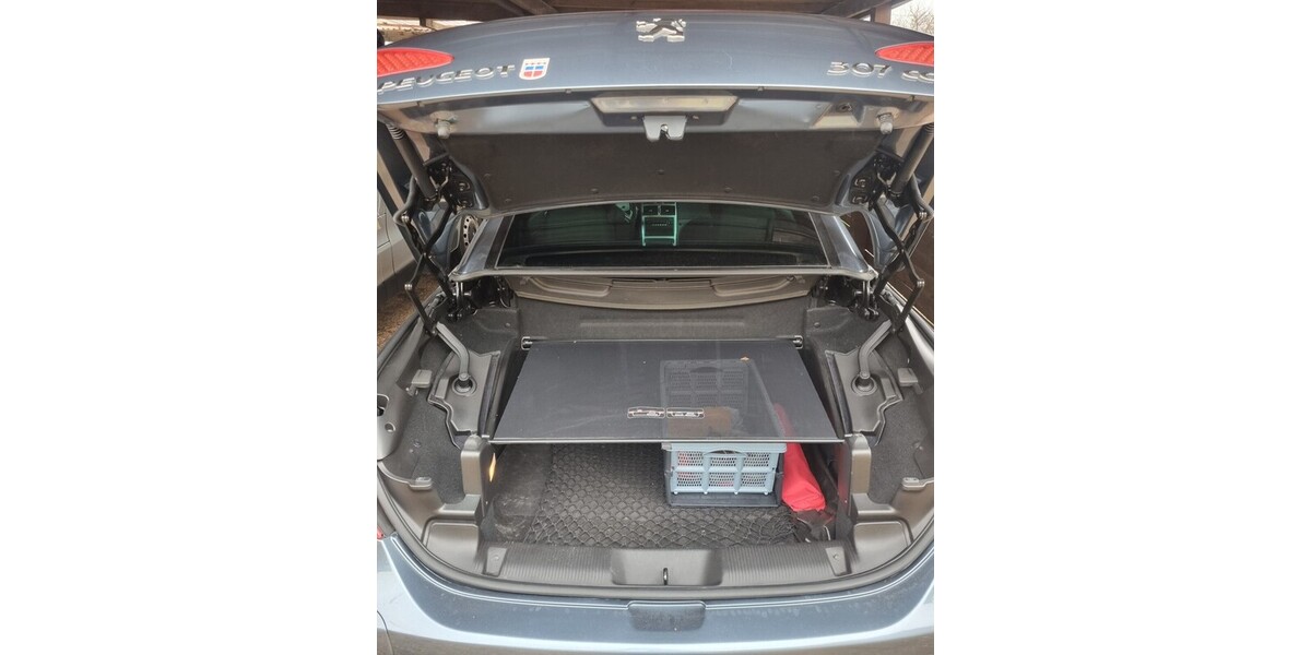 Peugeot 307 CC 128.209 km 4.200 &euro; Oberthal 66649