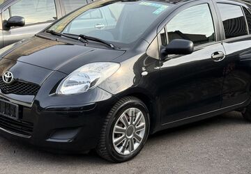Toyota Yaris 171.700 km 3.900 &euro; Saarbrücken - Burbach 66115
