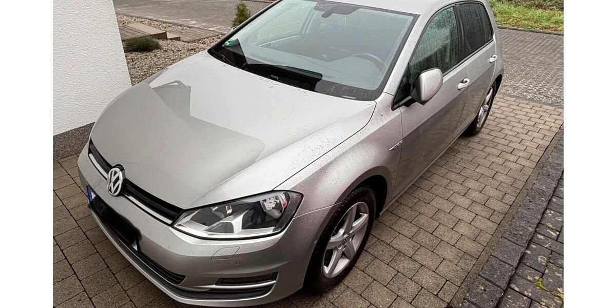 VW Golf 180.500 km 8.600 &euro; Heusweiler 66265