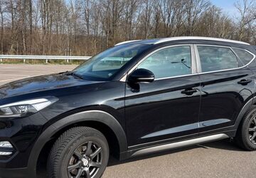 Hyundai TUCSON 112.000 km 13.500 &euro; Friedrichsthal 66299