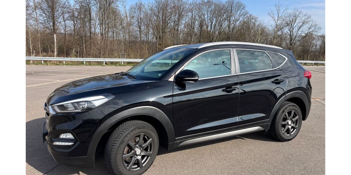 Hyundai TUCSON 112.000 km 13.500 &euro; Friedrichsthal 66299