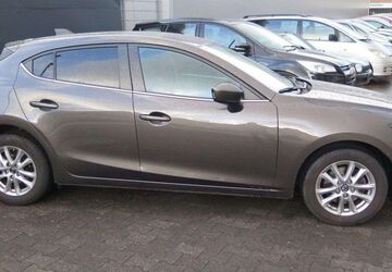 Mazda 3 83.700 km 11.400 &euro; Saarbrücken 66117