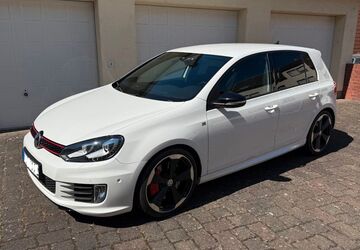 VW Golf 83.000 km 19.990 &euro; Neunkirchen 66539