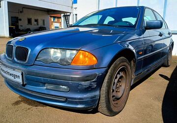 BMW 318 297.248 km 750 &euro; Homburg 66424