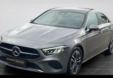 Mercedes-Benz A 200 3.111 km 32.330 &euro; Saarbrücken 66117