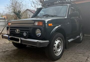 Lada Taiga 25.695 km 12.350 &euro; Sulzbach 66280