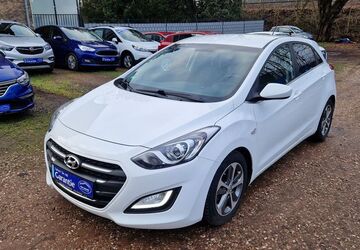 Hyundai i30 68.000 km 11.500 &euro; Saarbrücken 66117