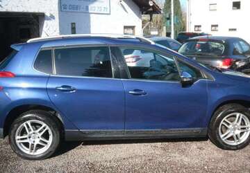 Peugeot 2008 90.000 km 9.390 &euro; Saarbrücken 66119