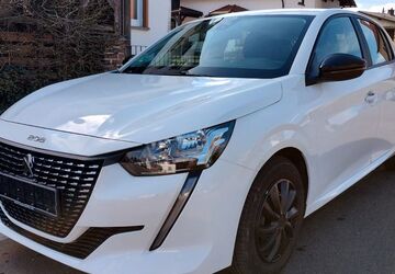 Peugeot 208 29.000 km 11.500 &euro; Homburg 66424