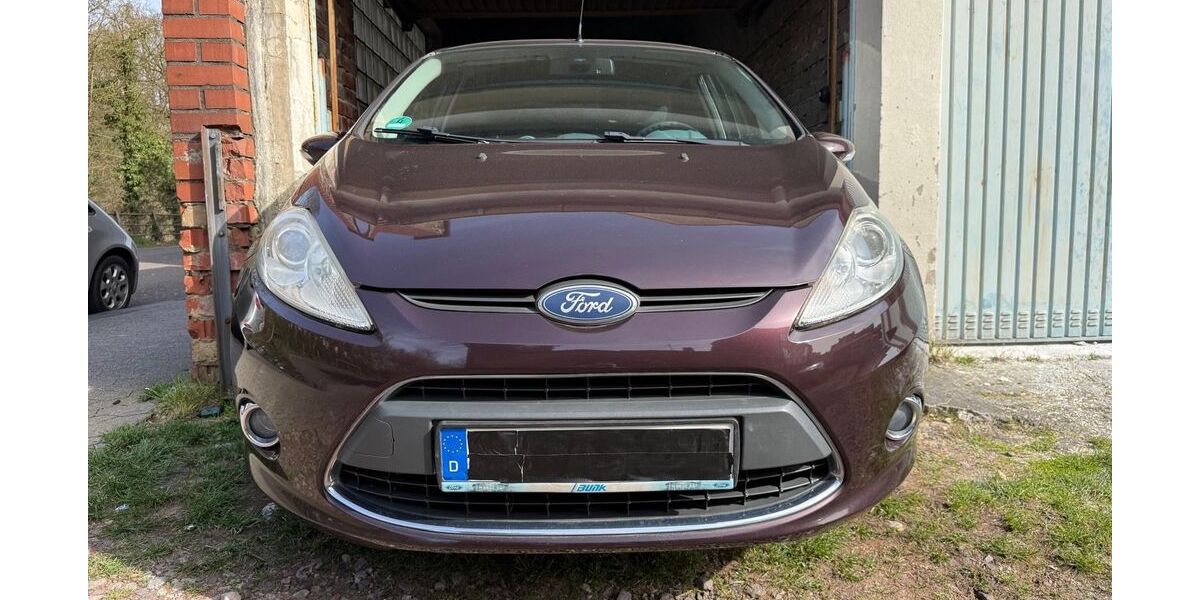 Ford Fiesta 98.000 km 4.700 &euro; Saarbrücken 66115