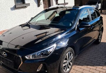 Hyundai i30 113.000 km 10.700 &euro; Oberstaufenbach 66879