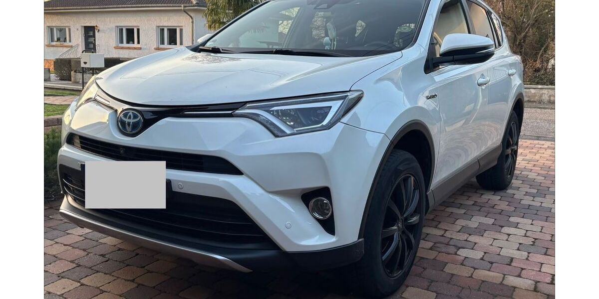 Toyota RAV 4 175.000 km 16.990 &euro; Saarbrücken 66128
