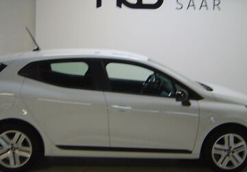 Renault Clio 9.755 km 16.690 &euro; Saarbrücken 66115