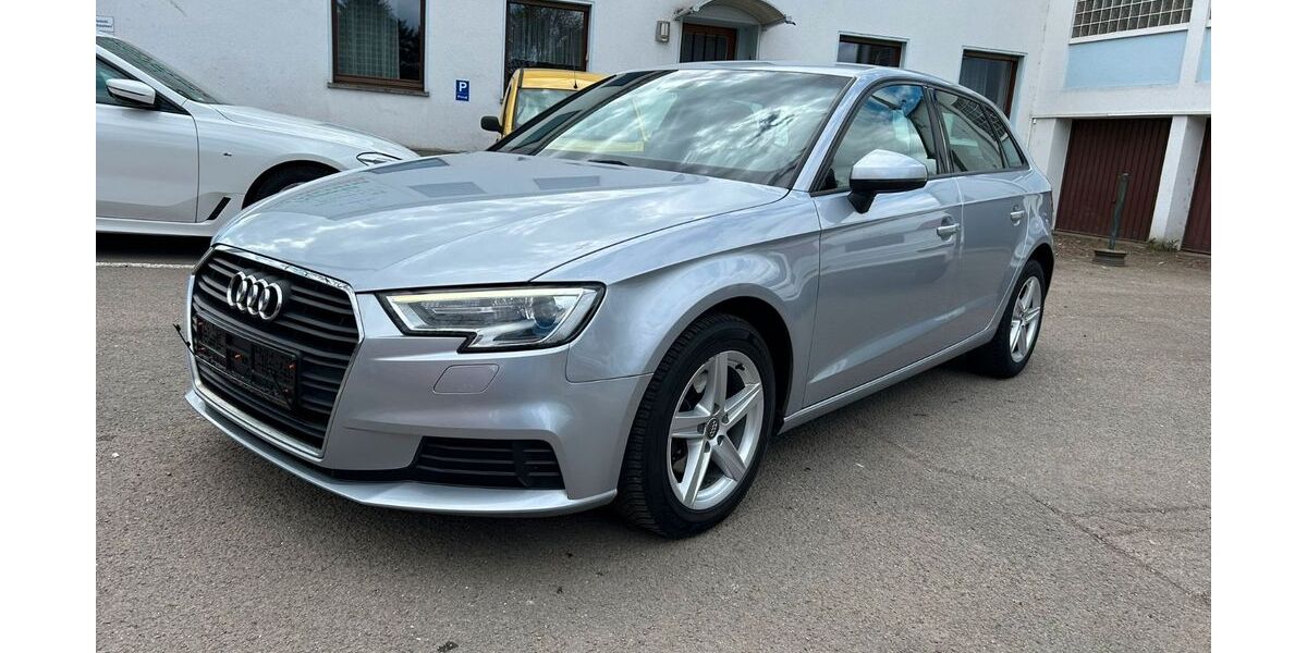 Audi A3 130.000 km 12.490 &euro; Saarbrücken 66117