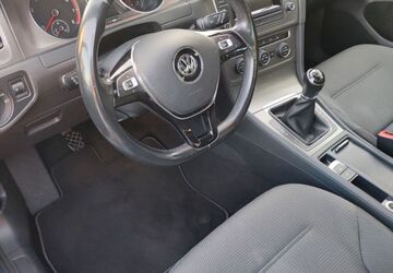 VW Golf 211.000 km 5.900 &euro; Spiesen-Elversberg 66583