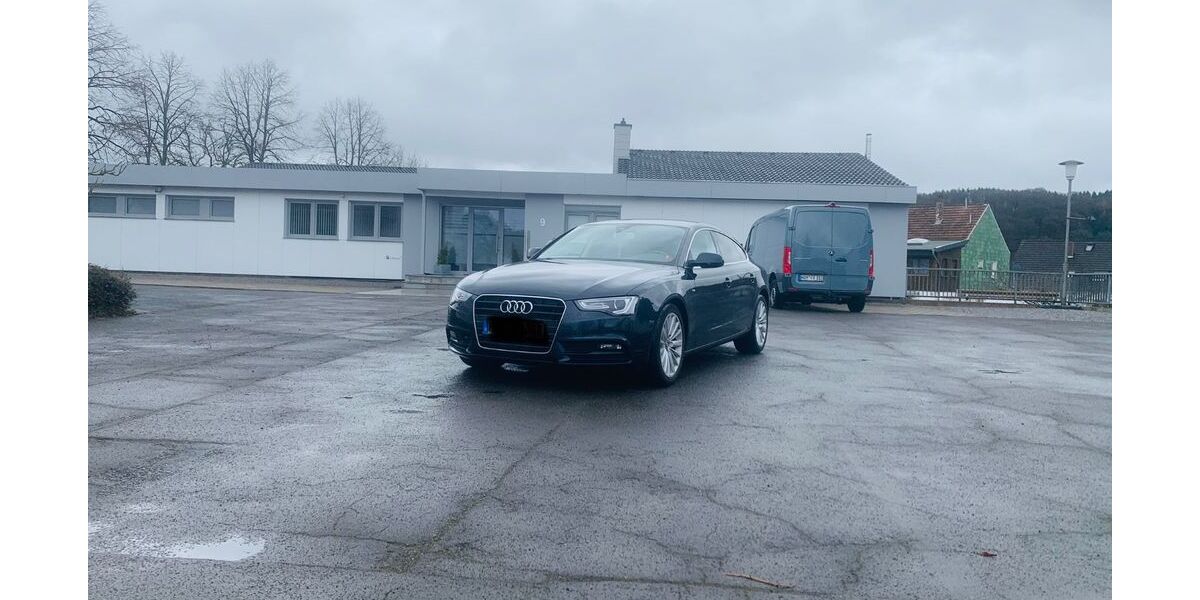Audi A5 280.000 km 8.999 &euro; Homburg 66424