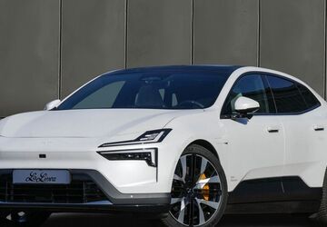 Polestar 4 9.900 km 54.740 &euro; Saarbrücken 66121