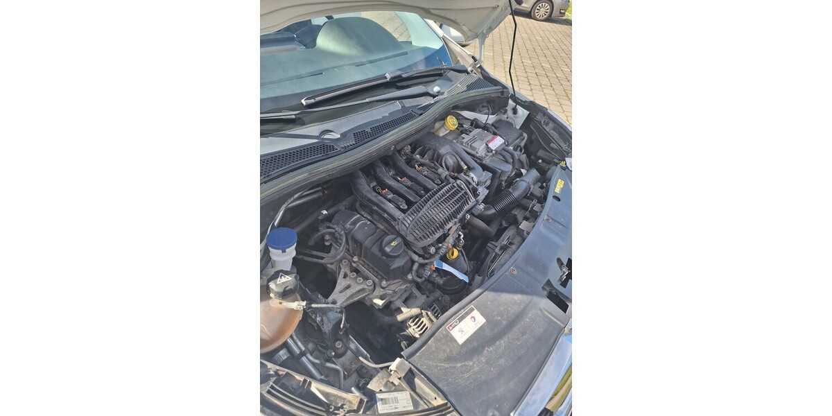 Peugeot 2008 95.000 km 7.900 &euro; Blieskastel 66440